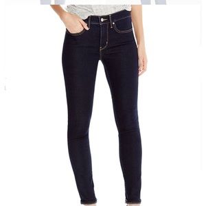 Levis 311 skinny sculpting jeans in Darkest Sky blue size 28 NEW